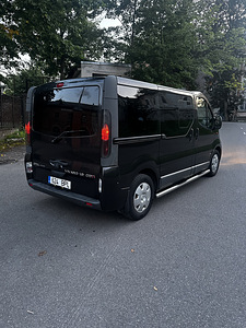 Opel Vivaro 1.9 (7 foto / 10)