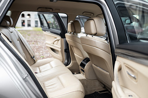 BMW 520d 2011 (12 foto / 13)