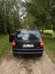 Opel zafira (5 foto / 6)
