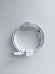 Apple AirPods pro 1st gen (Originaal) (4 foto / 5)
