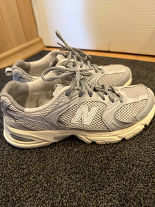 New balance (1 foto / 3)