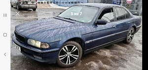 BMW 728i 1998 (3 foto / 4)