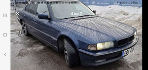 BMW 728i 1998 (4 foto / 4)