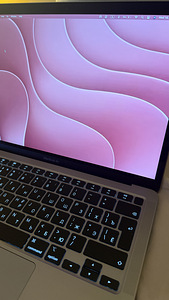 MacBook Air 13” 2020 (5 foto / 7)