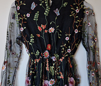 Платье из органзы с вышивкой (XS-S)