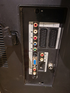 Samsung 32 televiisor (7 foto / 8)