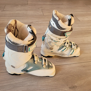 Naiste mäesuusasaapad Salomon Quest Access 55 W (3 foto / 5)