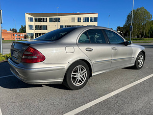 Mercedes-Benz W211 E220 CDI Avantgarde, 2005 (3 foto / 15)