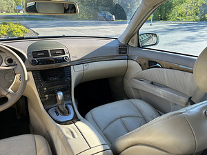 Mercedes-Benz W211 E220 CDI Avantgarde, 2005 (10 foto / 15)