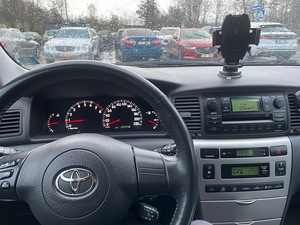 Toyota Corolla 1.6 81kW (13 foto / 14)