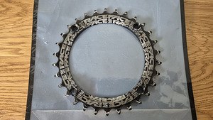 Race Face 104 BCD 30T NW chainring (1 foto / 2)
