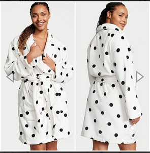 Новый халат Victoria’s Secret M/L (1 фото из 3)