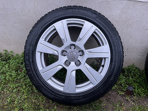 Литые диски Audi + шипованные шины 225/50 R17 (4 фото из 10)