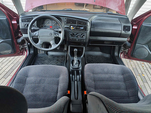 VW Golf Mk3 1993 1,8 66kw (2 foto / 12)