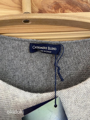 Стильный новый свитер Италия (фото #3)