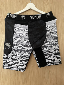 Комплект компрессионной спортивной одежды Venum: (4 фото из 4)