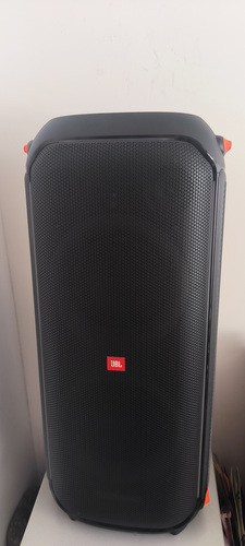 JBL 710