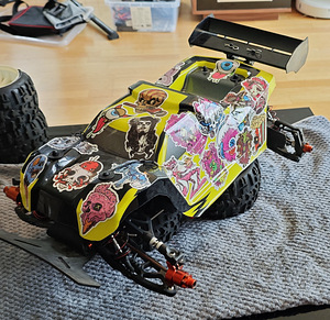 RC Truggy BSR Berserker (SNRC) 1:8 KIT (1 foto / 10)