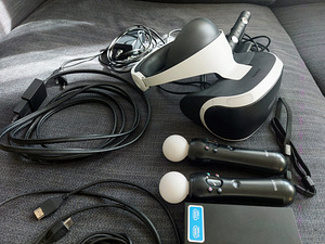 PlayStation VR + камера + 2 контроллера Move (5 фото из 6)