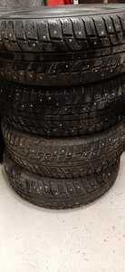 205 / 65R15 Kumho I'zen kw22 узор 7мм (4 фото из 4)