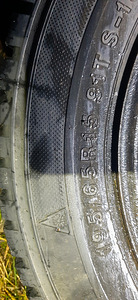 Литые диски ford/volvo 5x108 с шипованной резиной 15" 195/65 (3 фото из 3)