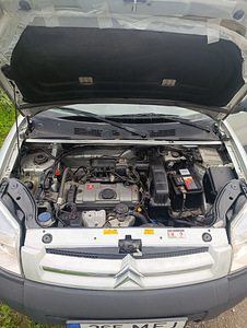 Auto Citroen Berlingo (7 foto / 15)