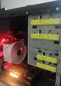 Lauaarvuti Ryzen 5 3600 GTX 1650 16GB DDR4 (1 foto / 2)