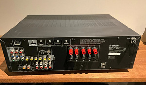 YAMAHA rx-v 471 (2 foto / 3)