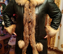 Кожаная куртка из натурального меха