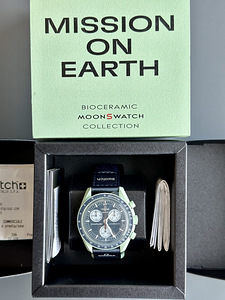 Omega Swatch Moonswatch (2 фото из 3)