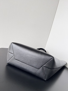 Balenciaga Blue Mary-kate Tote Bag - 31 x 35.8 x 14 cm (4 foto / 5)