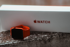 Apple Watch 8 series 45mm (1 foto / 5)