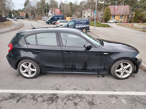 BMW 120D (4 foto / 11)