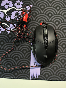 A4Tech Bloody V7 Mänguhiir (3 foto / 4)
