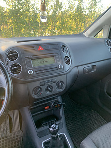 Golf Plus 1.9tdi 2005 (8 фото из 8)