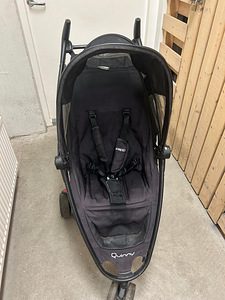Quinny Zapp Flex jalutuskäru / Спортивная коляска Quinny