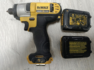 DeWalt DCD710(12v)+2 akku(3.0ah+1.5ah) (1 foto / 1)