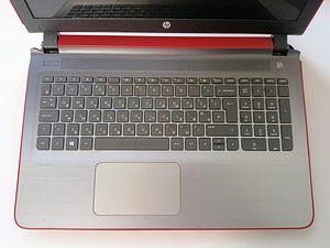 HP (15,6" / 1TB HDD / 8GB RAM) Pavilion 15-ab118na (1 foto / 7)