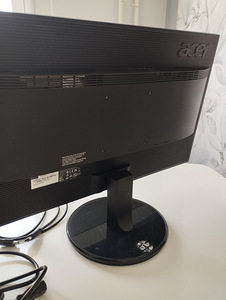 Монитор Aser k242HYL (4 фото из 7)