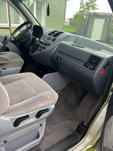Mercedes-Vito 220 (10 foto / 14)