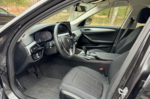 BMW 520 D 2.0 140kV, 2022. (10 foto / 13)