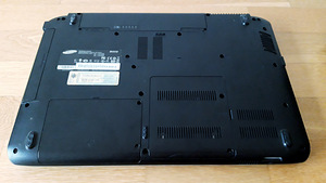 Samsung RV510 Celeron/4GB/SSD120GB (9 foto / 10)