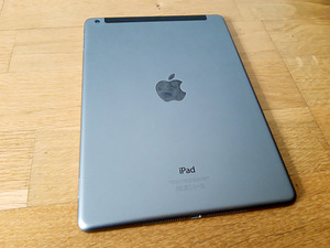 Apple iPad Air WiFi/Cellular 32GB (5 foto / 9)