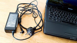 Lenovo G550 (10 foto / 10)