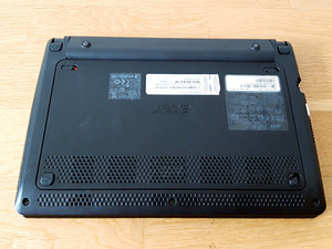 Acer Aspire One D720 (9 foto / 10)