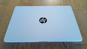 HP Laptop 15 Celeron/15.6"/4GB/SSD120GB/W11 (6 фото из 8)