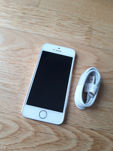 Apple iPhone 5s 32GB (8 foto / 8)