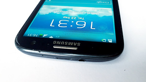 Samsung Galaxy S3 Black (3 foto / 7)