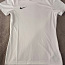 Футболка спортивная Nike Dri-Fit (Белая) (фото #1)