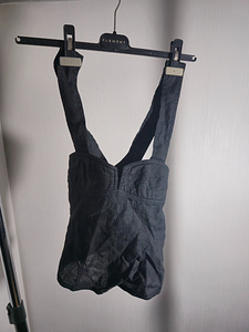 Armani Jeans (2 foto / 4)